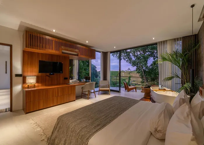 Luna : Brand New 4br With 180° Rice Field Views Canggu (Bali)