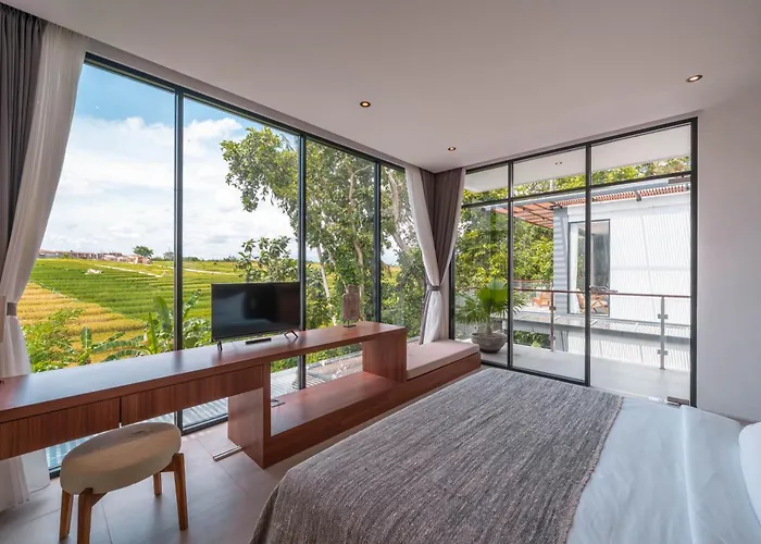 Luna : Brand New 4br With 180° Rice Field Views Villa