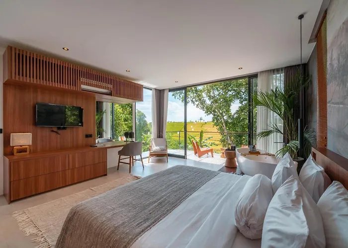 Luna : Brand New 4br With 180° Rice Field Views Villa