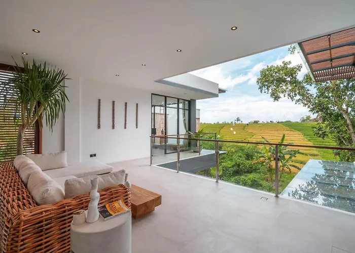 Luna : Brand New 4br With 180° Rice Field Views Villa Canggu (Bali)