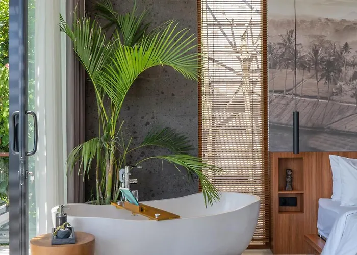 Luna : Brand New 4br With 180° Rice Field Views Villa