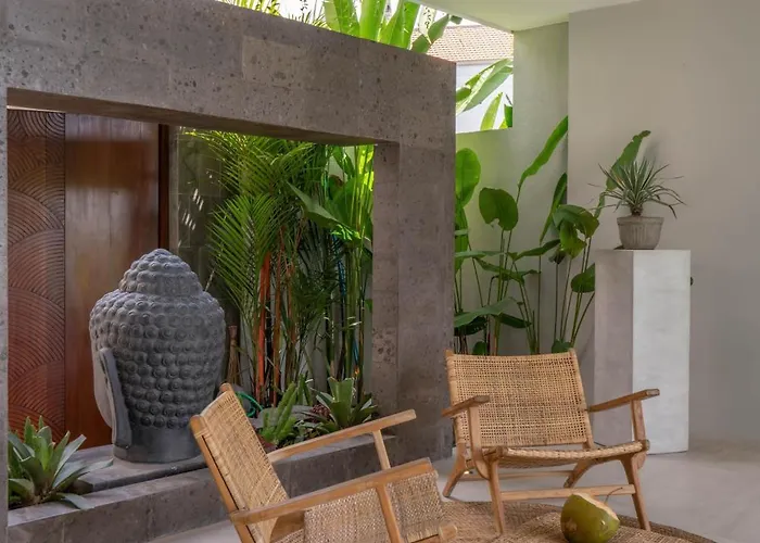 Villa Luna : Brand New 4br With 180° Rice Field Views Canggu (Bali)